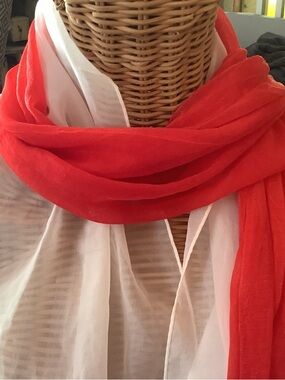 💚Sheer White and Red Fringe scarf..white is polyester, red appears to be silk